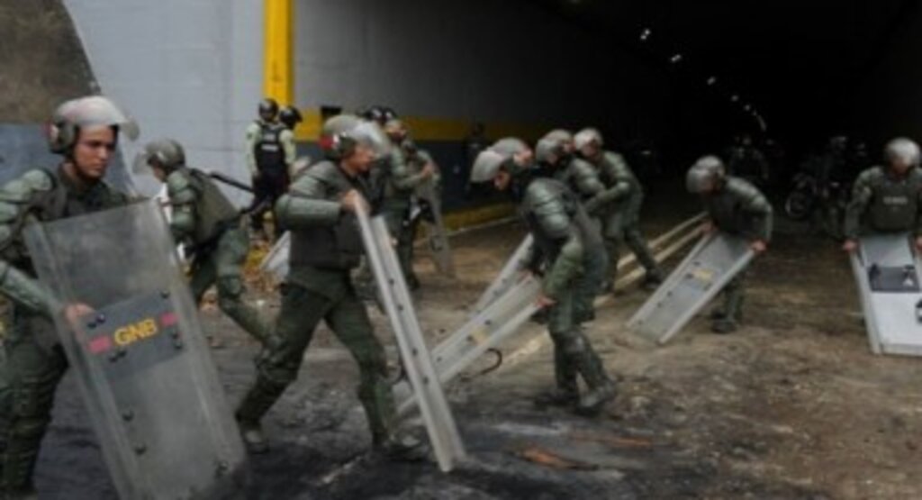 Venezuela'da seçim sonuçlarına yönelik protestoda 1 kişi yaşamını yitirdi