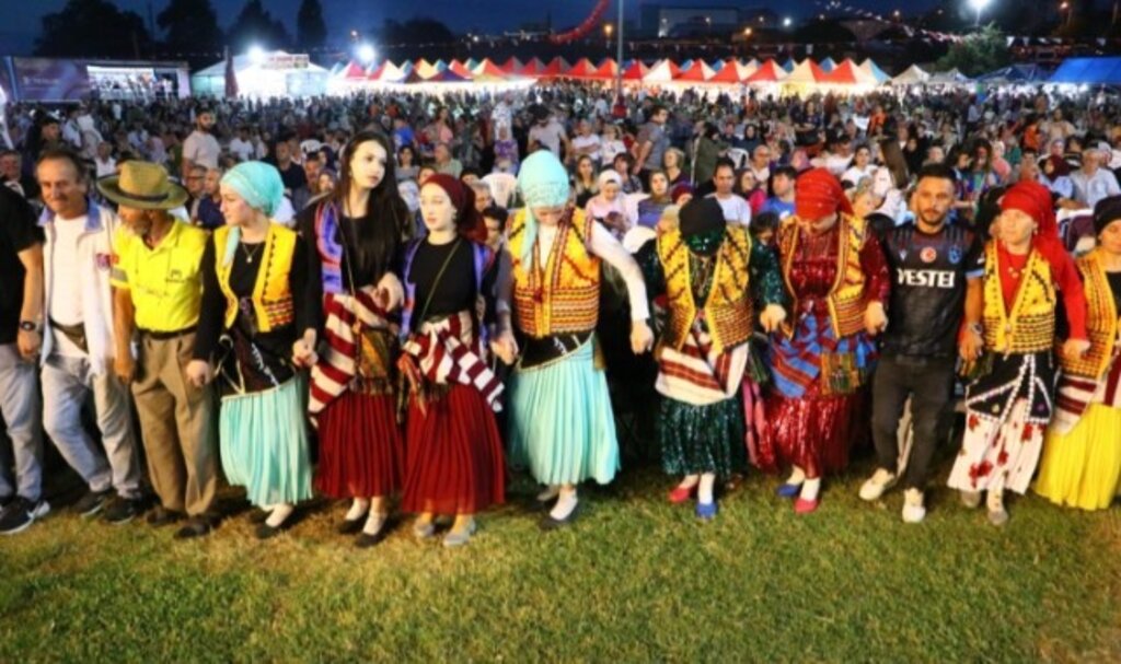 Yayla şenlikleri festival havasında başladı
