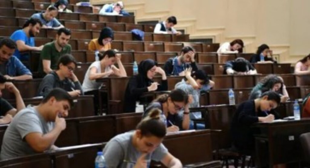 Yök'ten Karar: İkinci Öğretim Programları Kapatılıyor