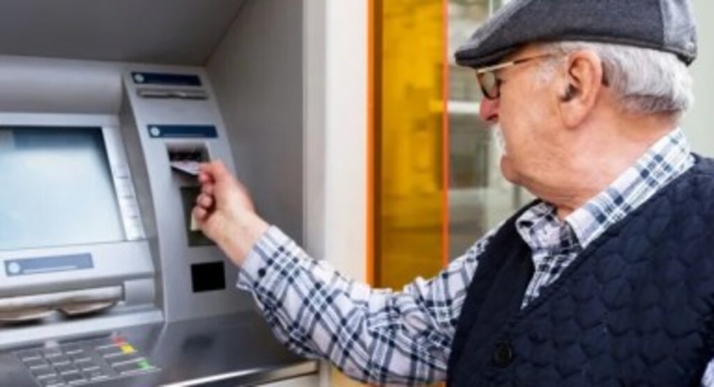 Bakan Mahinur Özdemir Göktaş: 