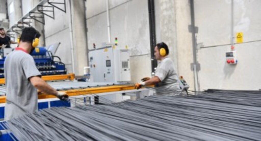 Büyükşehir Hasır Çelik Üretimiyle Bir Ayda Yüzde 200 Tasarruf Sağladı