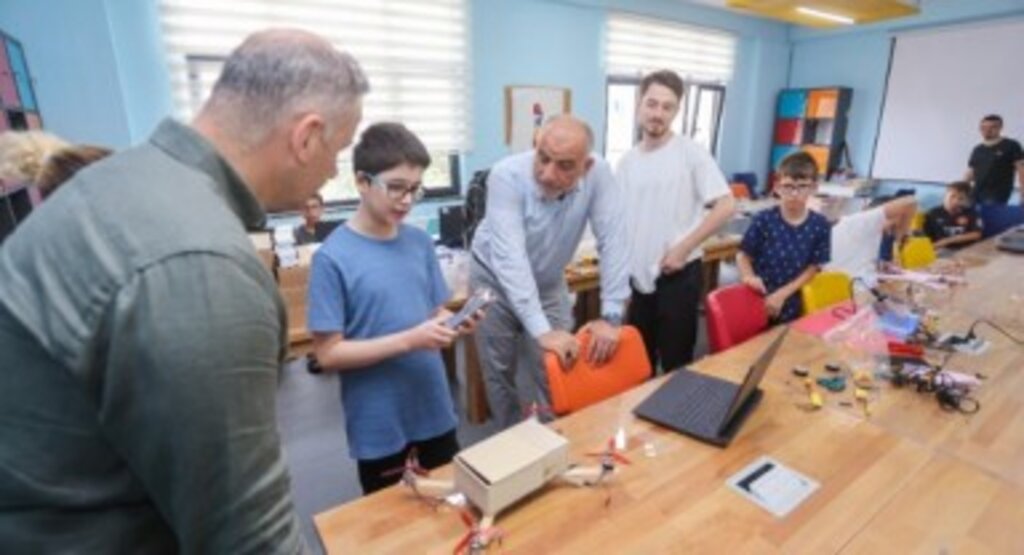 Canik Özdemir Bayraktar Keşif Kampüsü Dikkatleri Üzerine Çekmeye Devam Ediyor