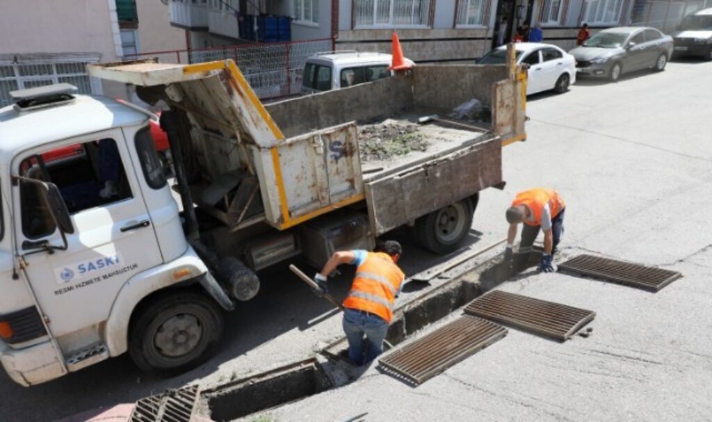 SASKİ Ekipleri Yoğun Mesaisine Devam Ediyor