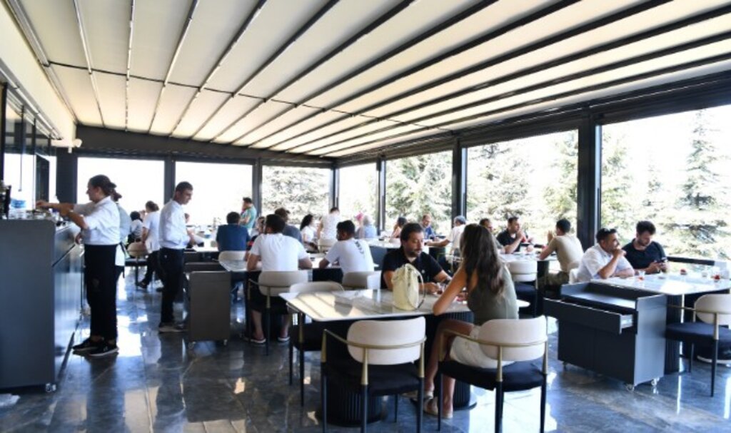 Amisos ve Sevgi Kafe'ye Yoğun İlgi