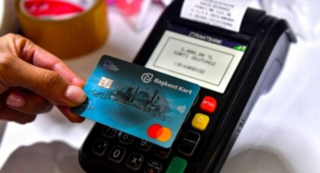 Ankara Büyükşehir'in Okul Kıyafeti Desteği 13 Bin 765 Aileye Ulaştı