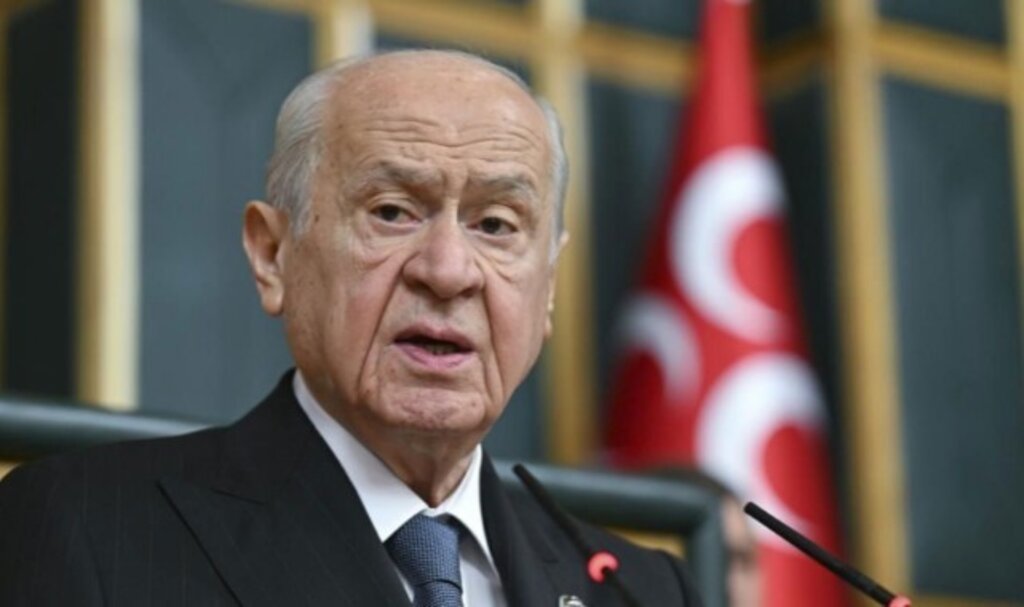 Bahçeli: “Anayasa’nın ilk 4 maddesine şaşı bakanlar bizim için yok hükmündedir”