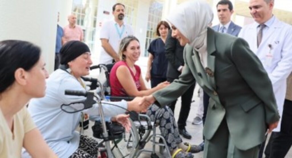 Bakan Göktaş: 729 şehit yakını, gazi ve gazi yakınımızı kamuya atayacağız