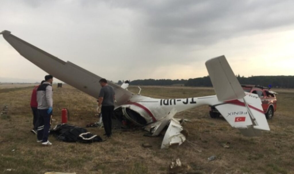 Bursa’da eğitim uçağı düştü: İki pilot yaşamını yitirdi, işte ayrıntılar…