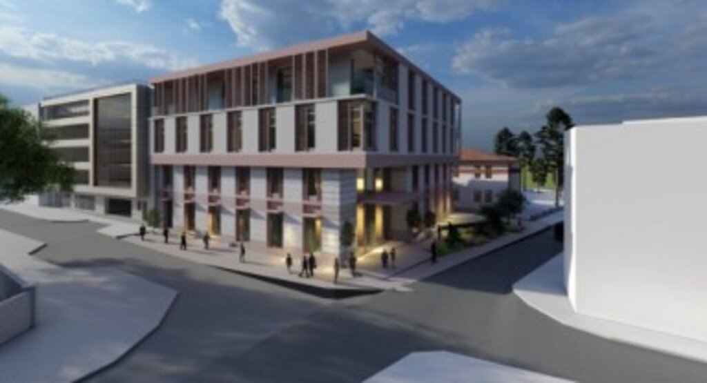 Büyükşehir Hizmet Binalarını Yeniliyor 