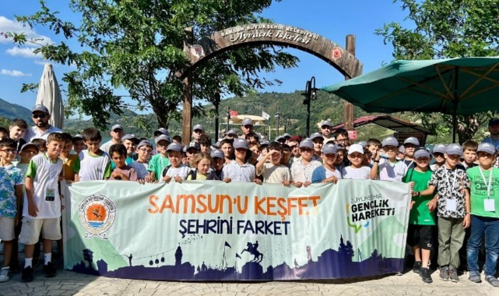 Büyükşehir ile Yüzlerce Öğrenci Samsun'u Keşfetti
