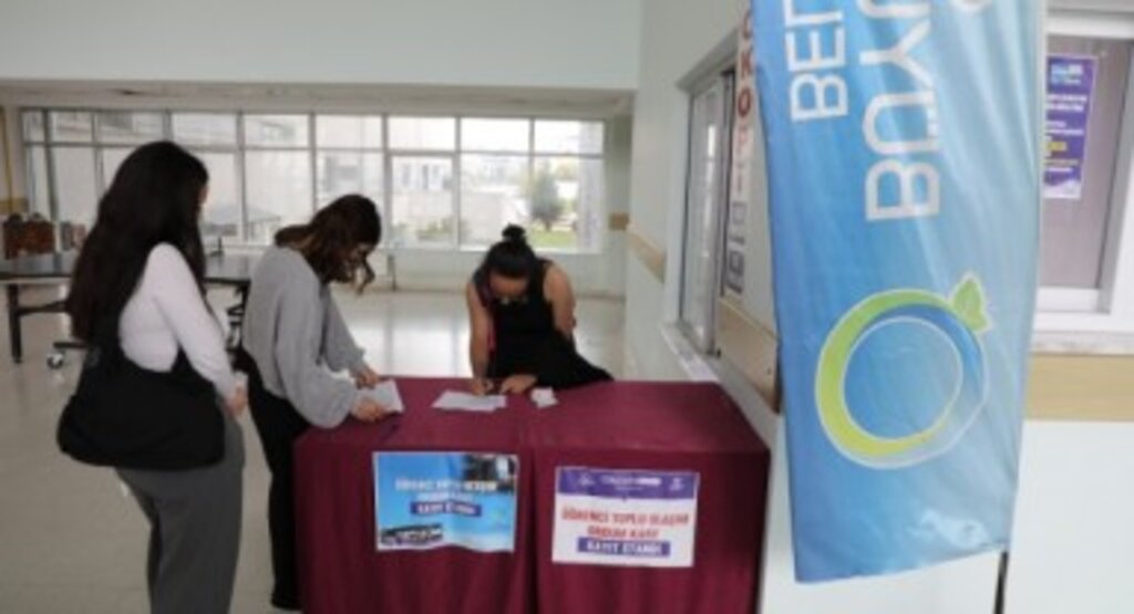 Büyükşehir Öğrencilerin Ayağına Gitti