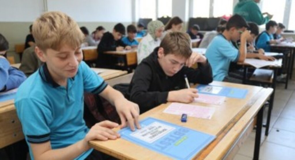 Canik Belediyesi'nden Öğrencilere Ücretsiz Sınav Desteği 