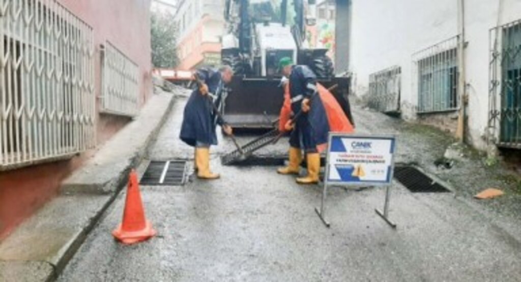 Canik’te Sağanak Yağışa Karşı Etkin Mücadele