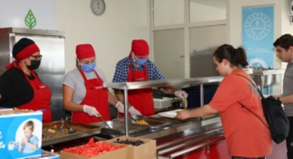 Çankaya'da Gençlik Sofrası Kuruldu