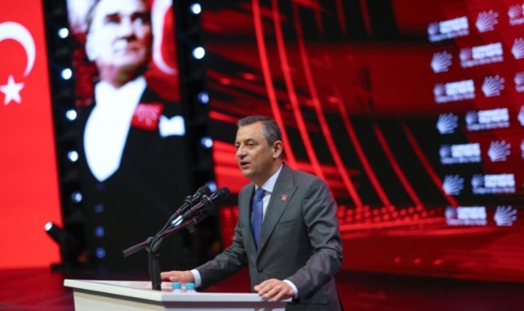 CHP Genel Başkanı Özgür Özel, Şevval Şam konserini erteledi