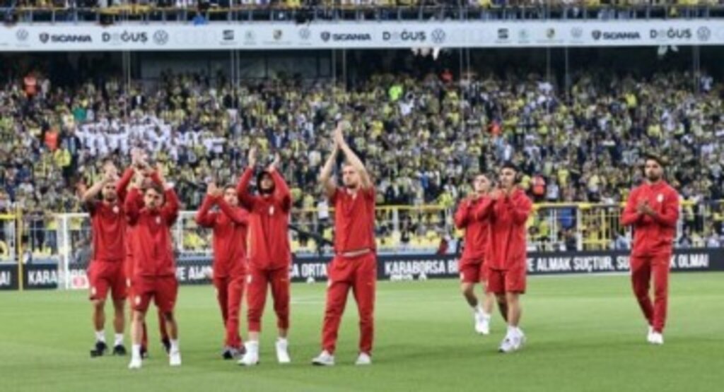 Dev derbide 3 puanın sahibi Galatasaray!