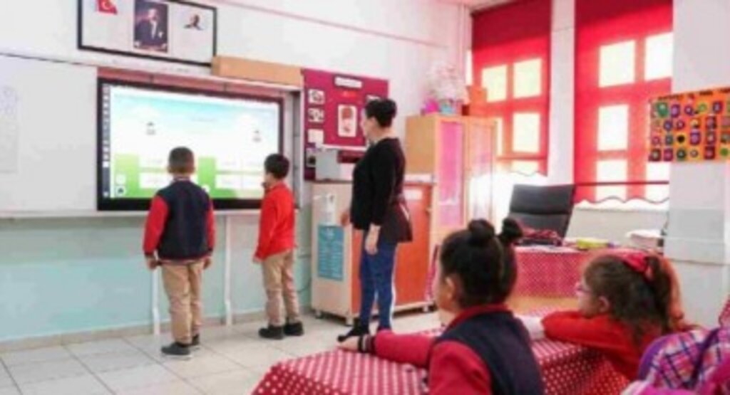 Eğitim yılı başladı: 20 milyon öğrenci ve 1.2 milyon öğretmen okula döndü