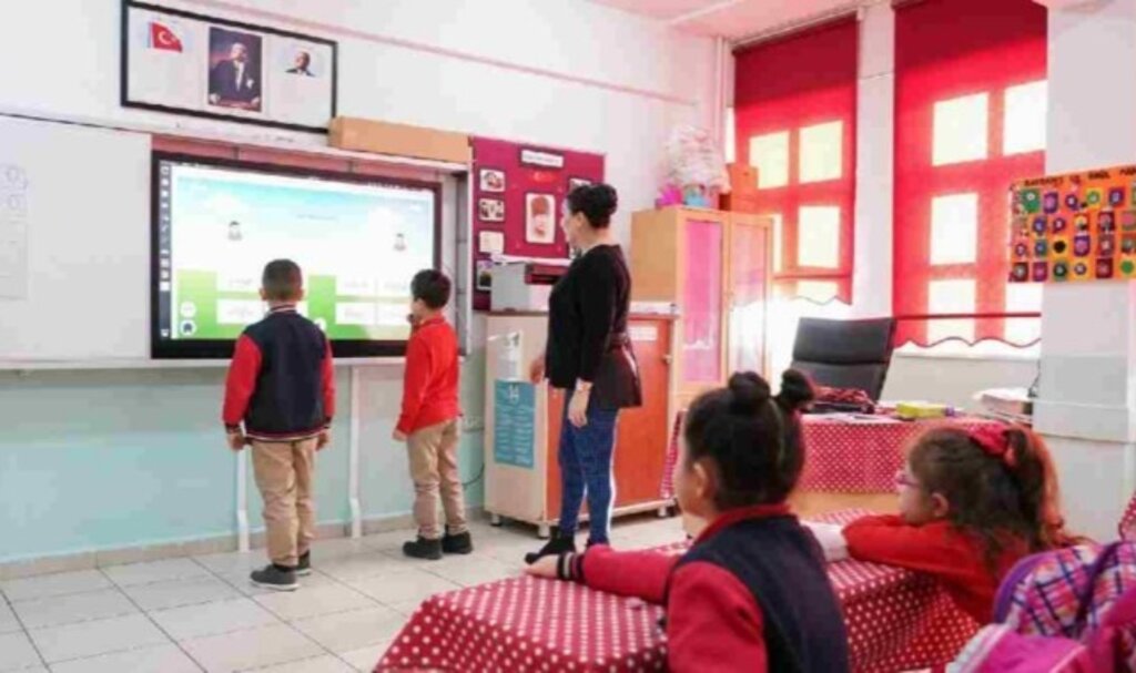 Eğitim yılı başladı: 20 milyon öğrenci ve 1.2 milyon öğretmen okula döndü