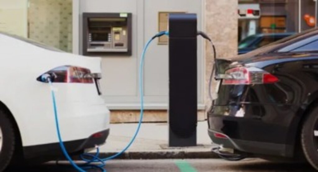 Elektrikli ve prizli hibrit araç ithalatına yeni şartlar geldi!