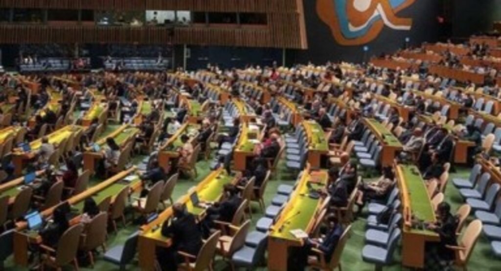 Filistin'in İsrail'in 12 ay içinde işgal ettiği topraklardan çekilmesi tasarısı BM'de kabul edildi