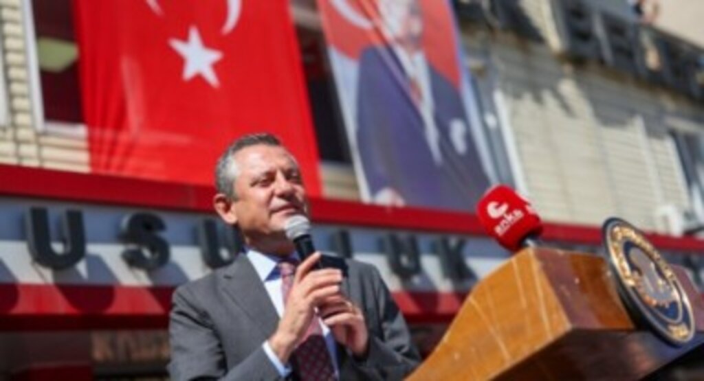 Özgür Özel: “Mikroba ‘Sen neden hastalık yapıyorsun’ diye hesap soramazsınız, mikrop mikroptur”