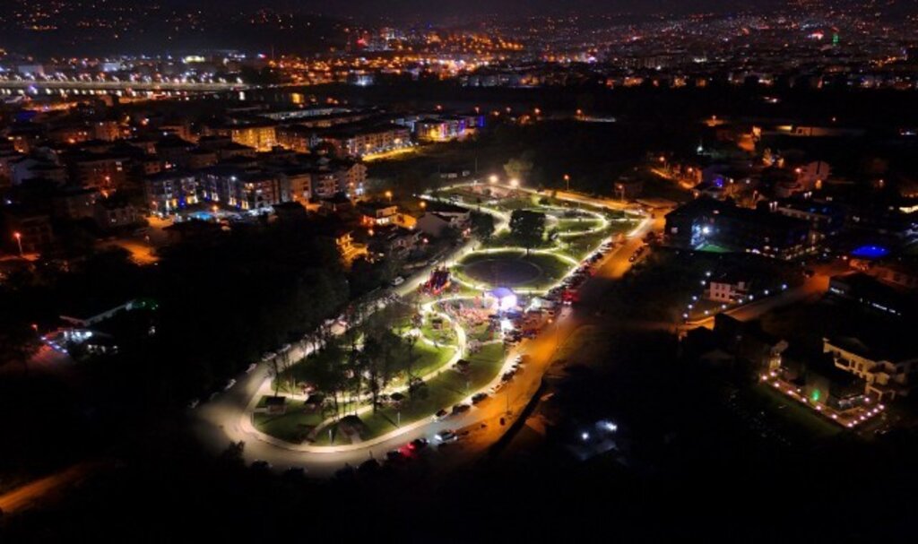 Parklar Hayat Bulmaya Devam Ediyor