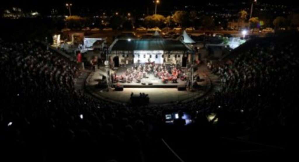 “Sanat Güneşimiz” Zeki Müren, Bodrum’da Anıldı