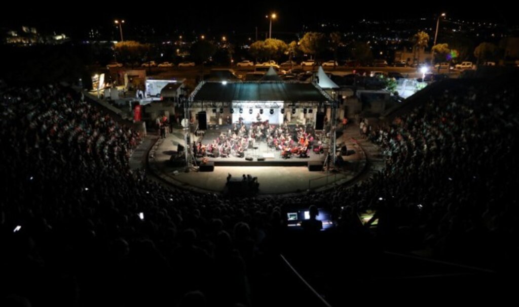 “Sanat Güneşimiz” Zeki Müren, Bodrum’da Anıldı