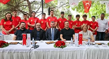 Şuhutlu Gençler Atatürk'ün İzinde Buca'da Ağırlandı