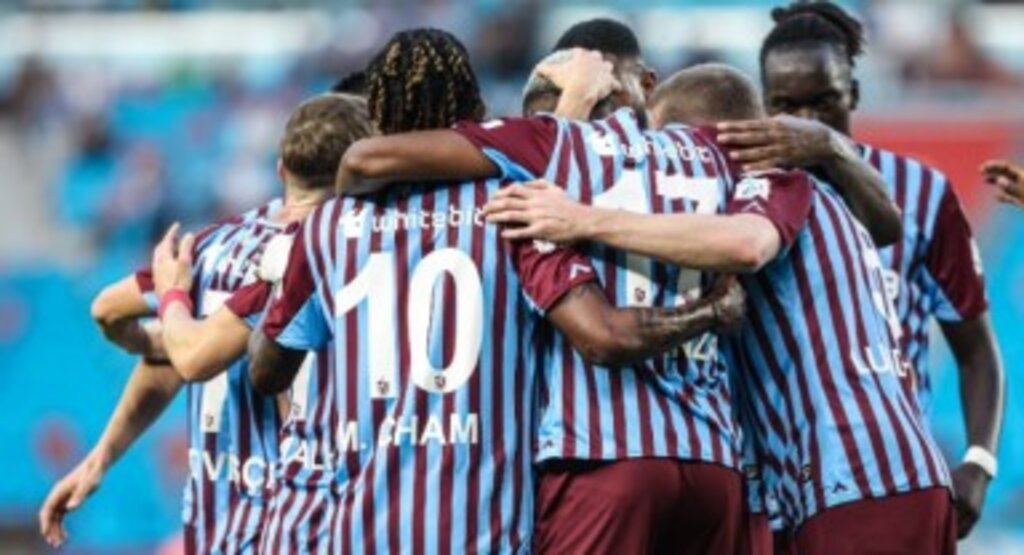 Trabzonspor, Süper Lig’de ilk galibiyetini Konyaspor karşısında gol düellosunda aldı
