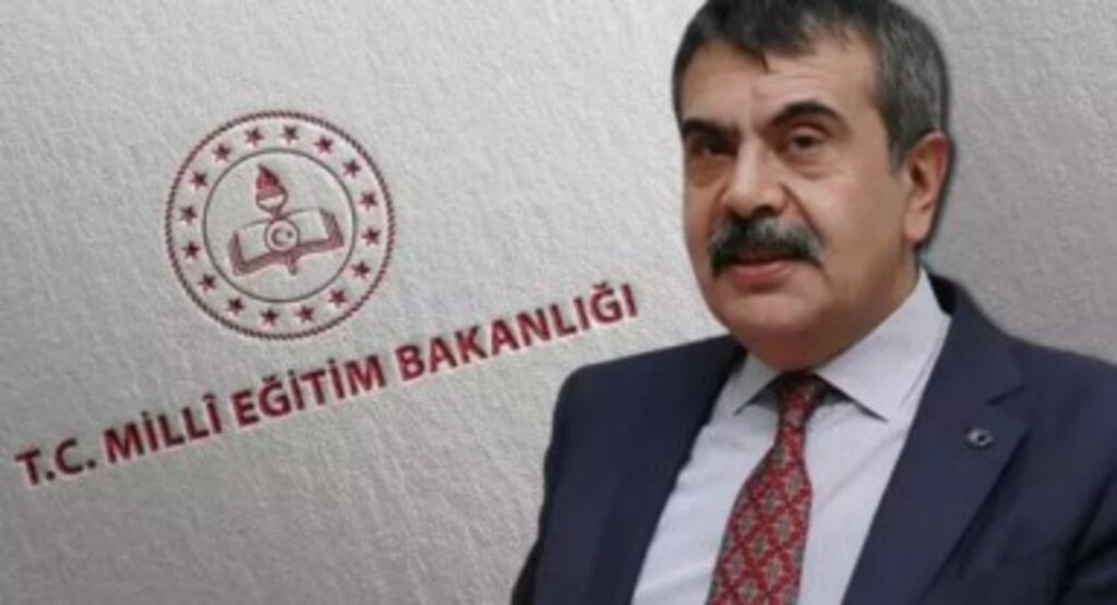 Yusuf Tekin: Yeni müfredat modeli milli ve manevi değerlerimizi kapsıyor