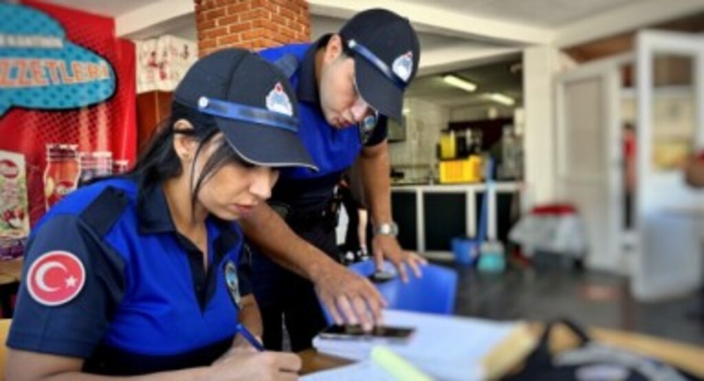 Zabıta Ekiplerinden Kantin Denetimi 