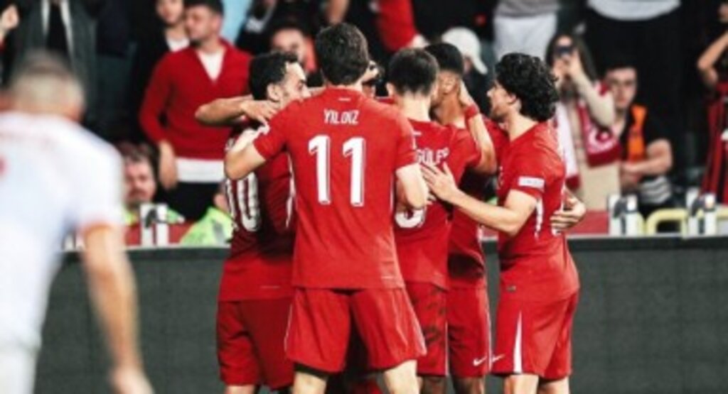 A Milliler, Karadağ’ı tek golle geçti: Zirvedeki yerini korudu