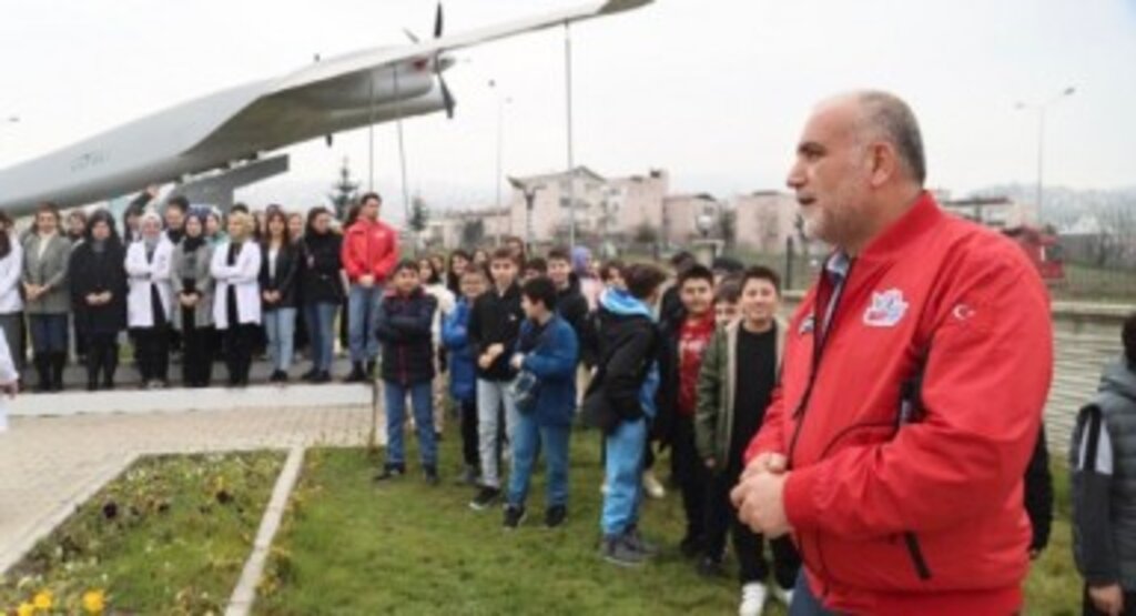 Avrupalı Öğrenciler Canik Özdemir Bayraktar Keşif Kampüsü'ne Hayran Kaldı