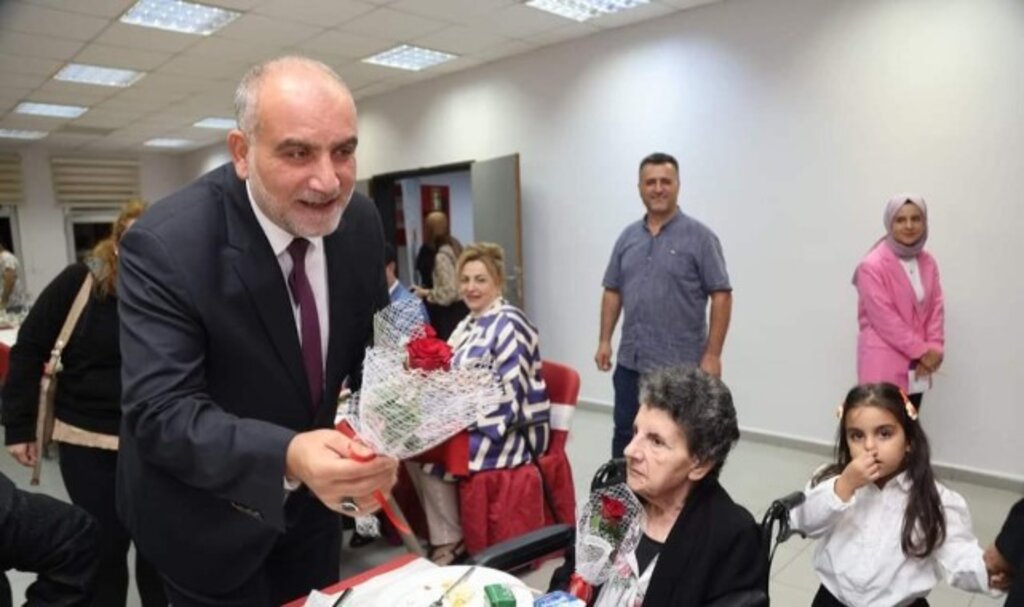Başkan İbrahim Sandıkçı'ya Büyüklerden Dua