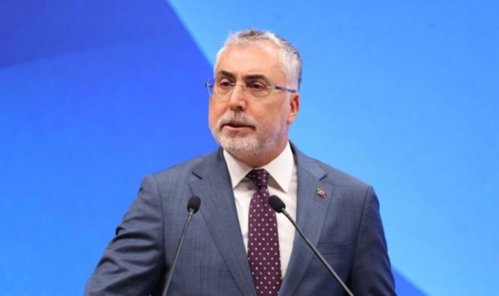 Çalışma ve Sosyal Güvenlik Bakanlığından çalışma izni açıklaması