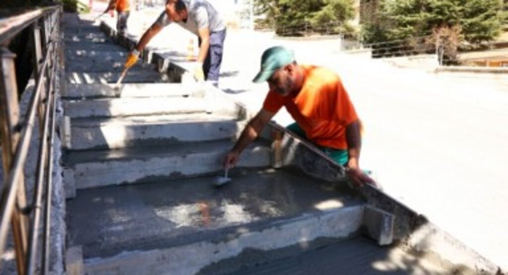 Çankaya'da Yeni Merdivenli Yollar 