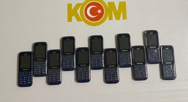 Çarşamba'da Kaçak Cep Telefon Baskını