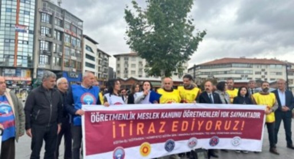 Eğitim sendikalarından Öğretmenlik Meslek Kanunu taslağına tepki!