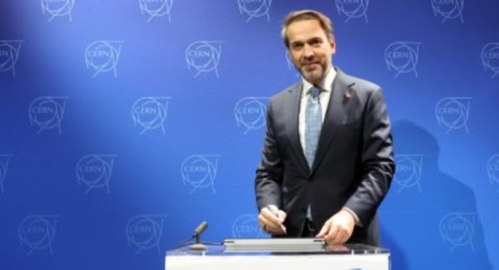 Enerji ve Tabii Kaynaklar Bakanı Alparslan Bayraktar, Geleceğin Teknolojisini Şekillendirecek Projeler Üretiyoruz