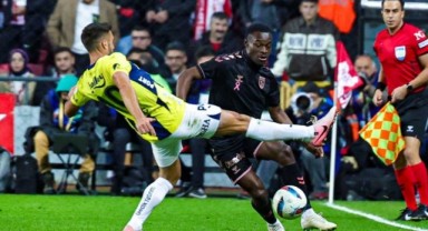 Fenerbahçe, Samsunspor’a iki kez yakalandı: Gol düellosunda puanlar paylaşıldı