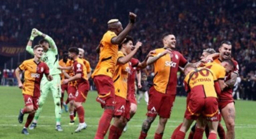 Galatasaray, Beşiktaş’ı devirdi puan farkını arttırdı: Galatasaray, zirvede tek kaldı