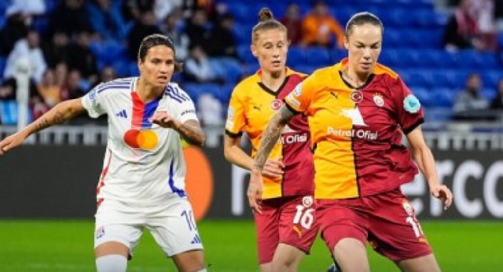 Galatasaray Petrol Ofisi, Şampiyonlar Ligi'nde son finalist Lyon'a direnemedi