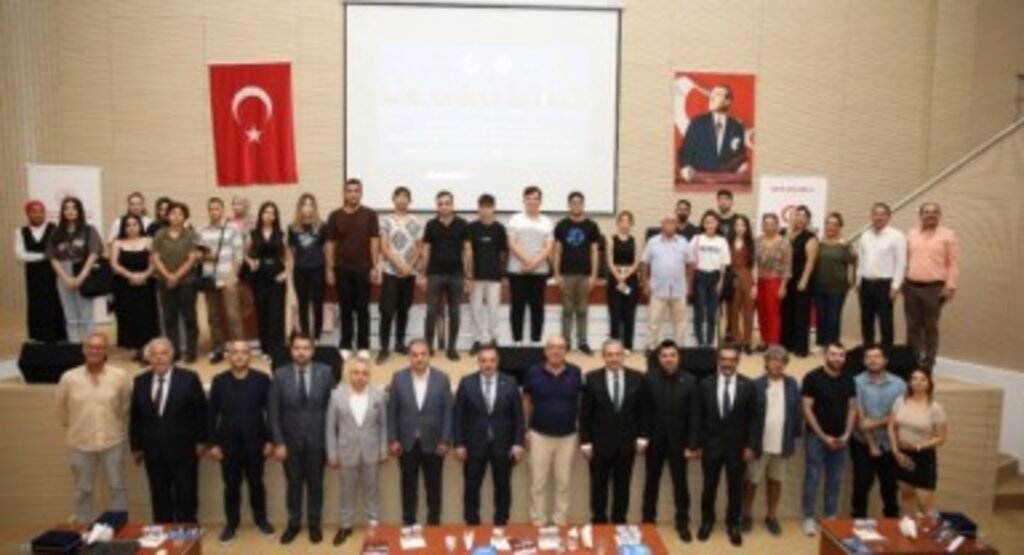 Hatay’da Afet Paneli; “Çok iyi bir kriz yönetim sistemi hazırlanmalı”