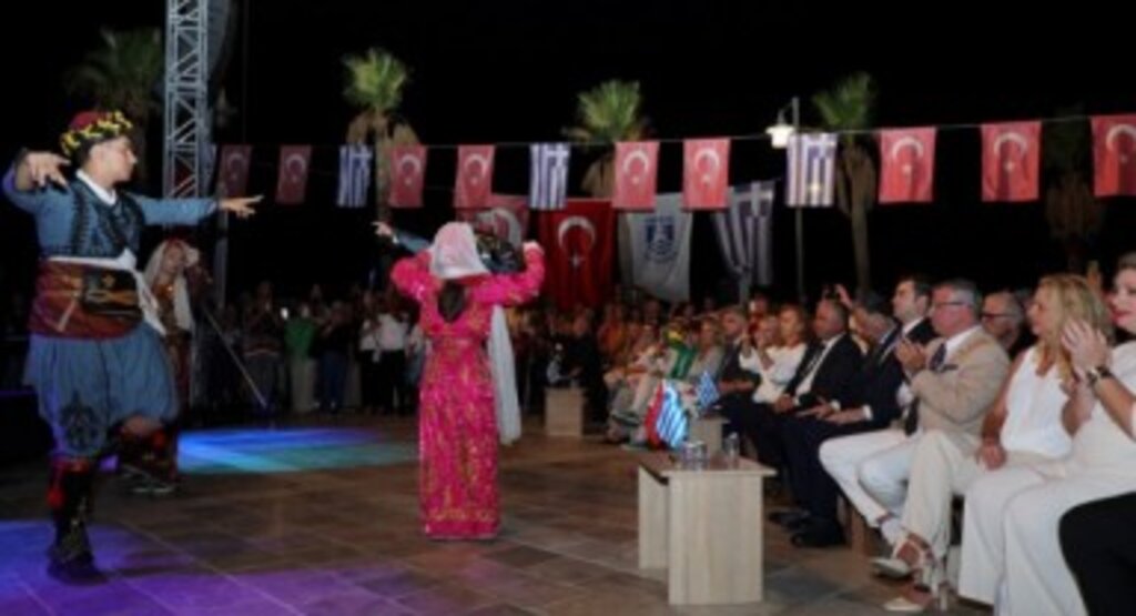 İki Yaka, Dostluk Konserinde Buluştu