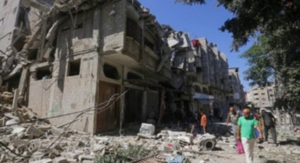 İsrail Gazze’ye yönelik hava saldırılarını sürdürüyor: Filistin’de ağır kayıplar ve insani kriz