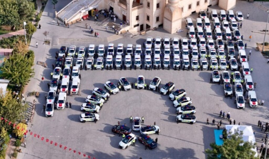 Mardin’de Emniyet ve Jandarma Teşkilatlarına 103 araç teslim edildi