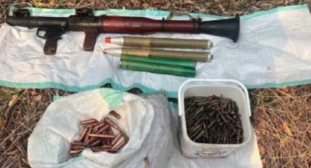 Pençe-Kilit Operasyonu bölgesinde teröristlere ait mühimmat ele geçirildi