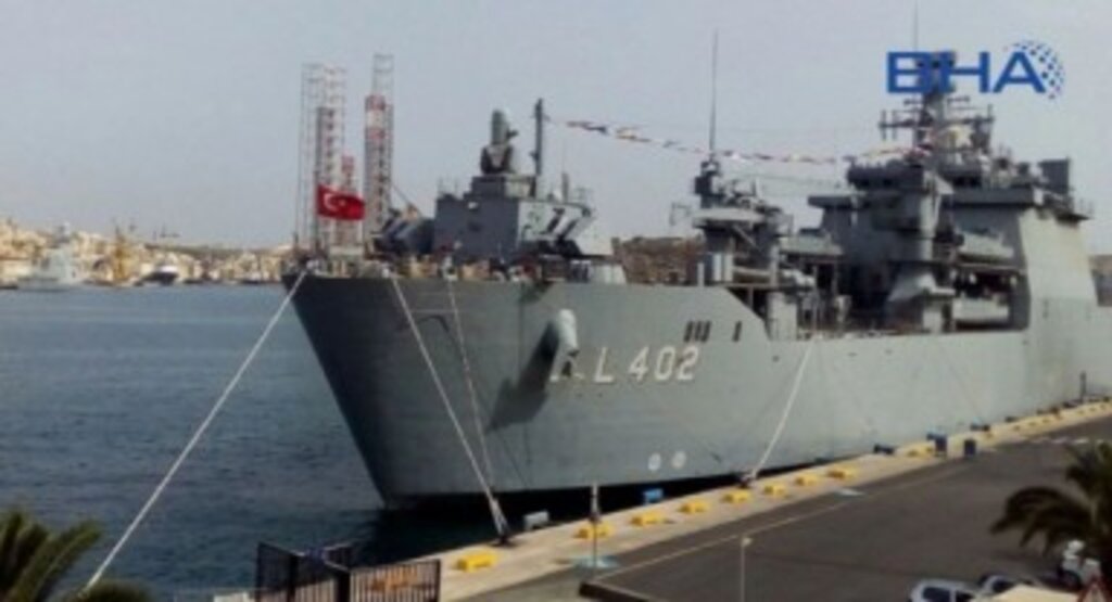 TCG Sancaktar Mersin’e ulaştı: Tahliye edilen Türk vatandaşları evlerinde