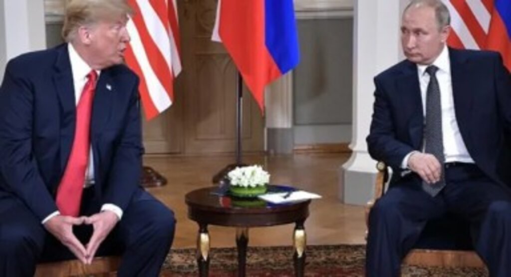 Trump, Putin’i Ukrayna saldırısı durumunda Moskova’yı vurmakla tehdit etti